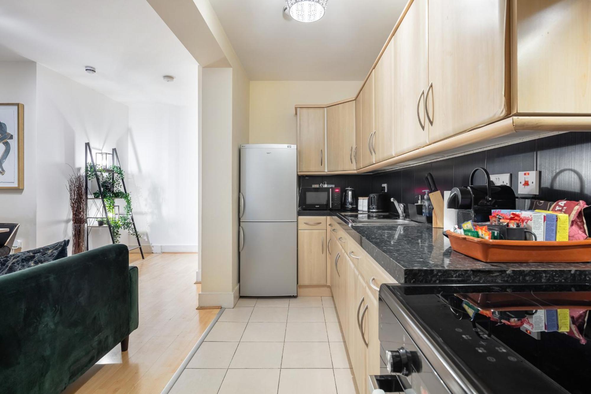 Elegant Kensington Apartment With Patio 伦敦 外观 照片