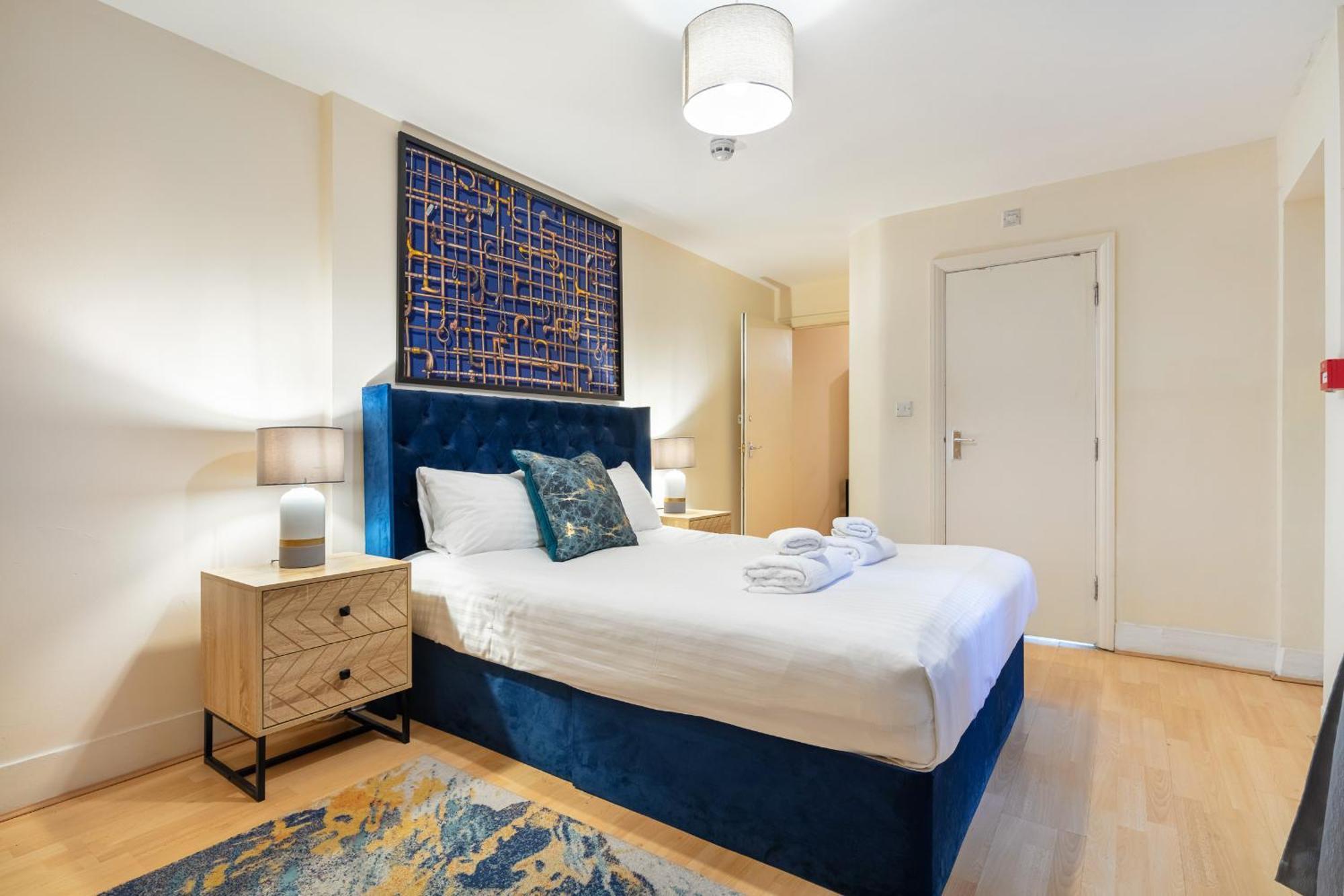 Elegant Kensington Apartment With Patio 伦敦 外观 照片