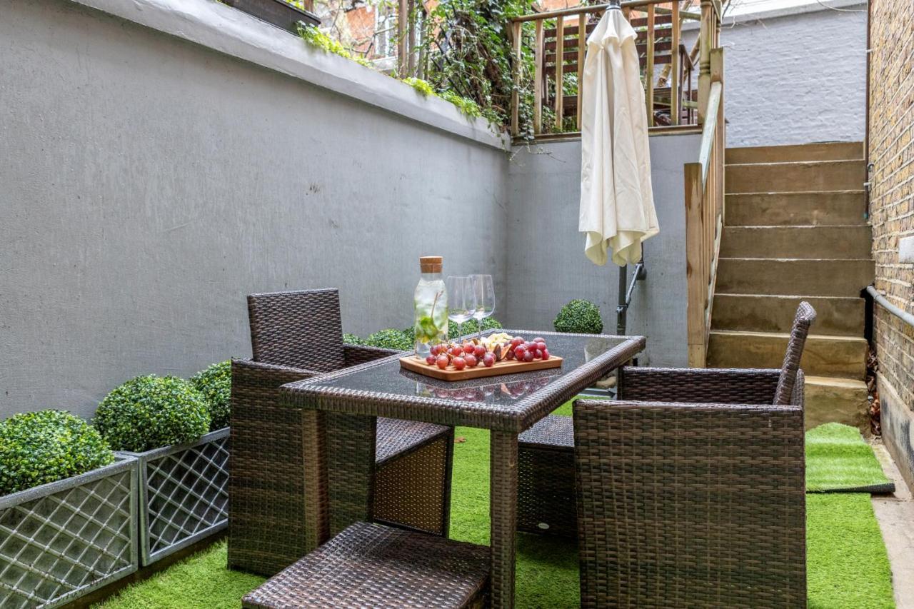 Elegant Kensington Apartment With Patio 伦敦 外观 照片