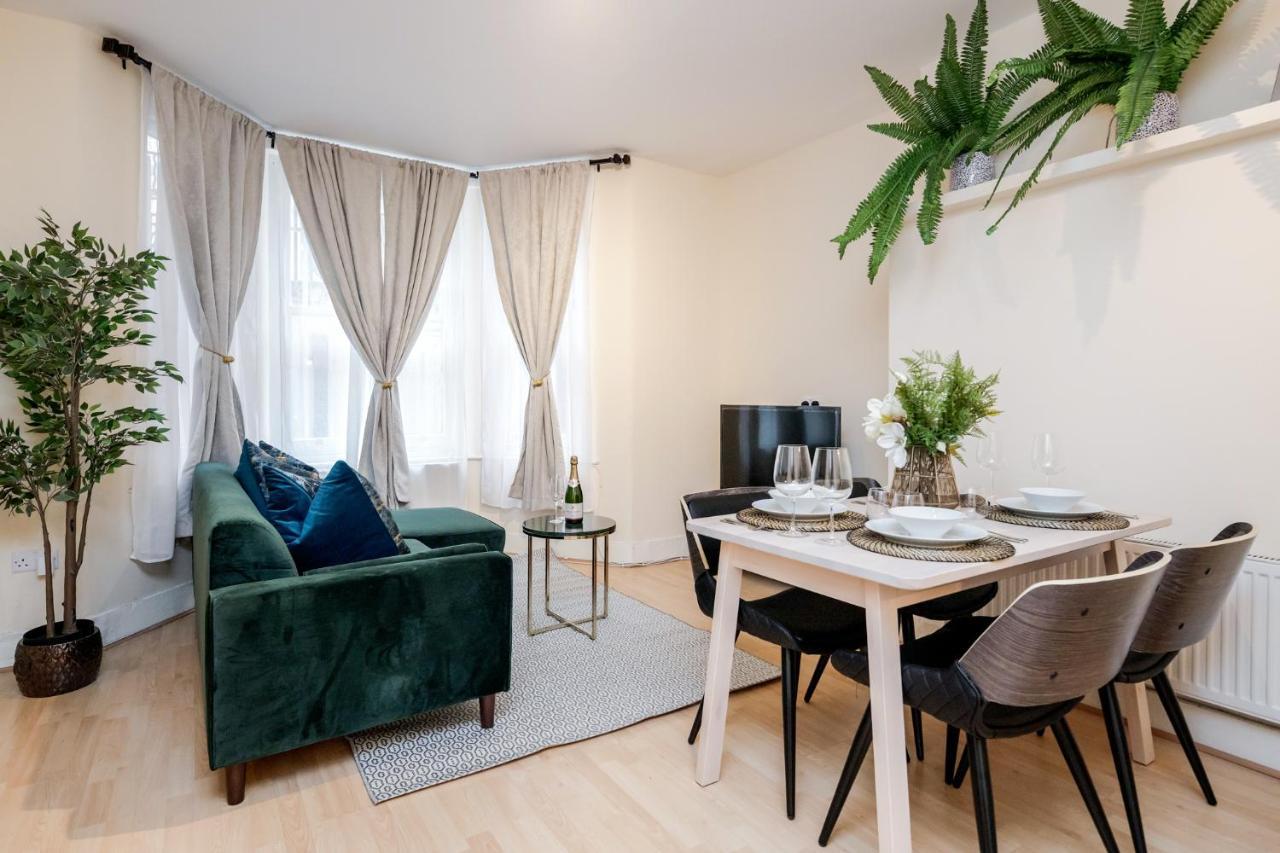 Elegant Kensington Apartment With Patio 伦敦 外观 照片